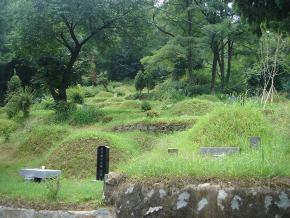 아차산 망우산 등산 -망우리 공동묘지- 